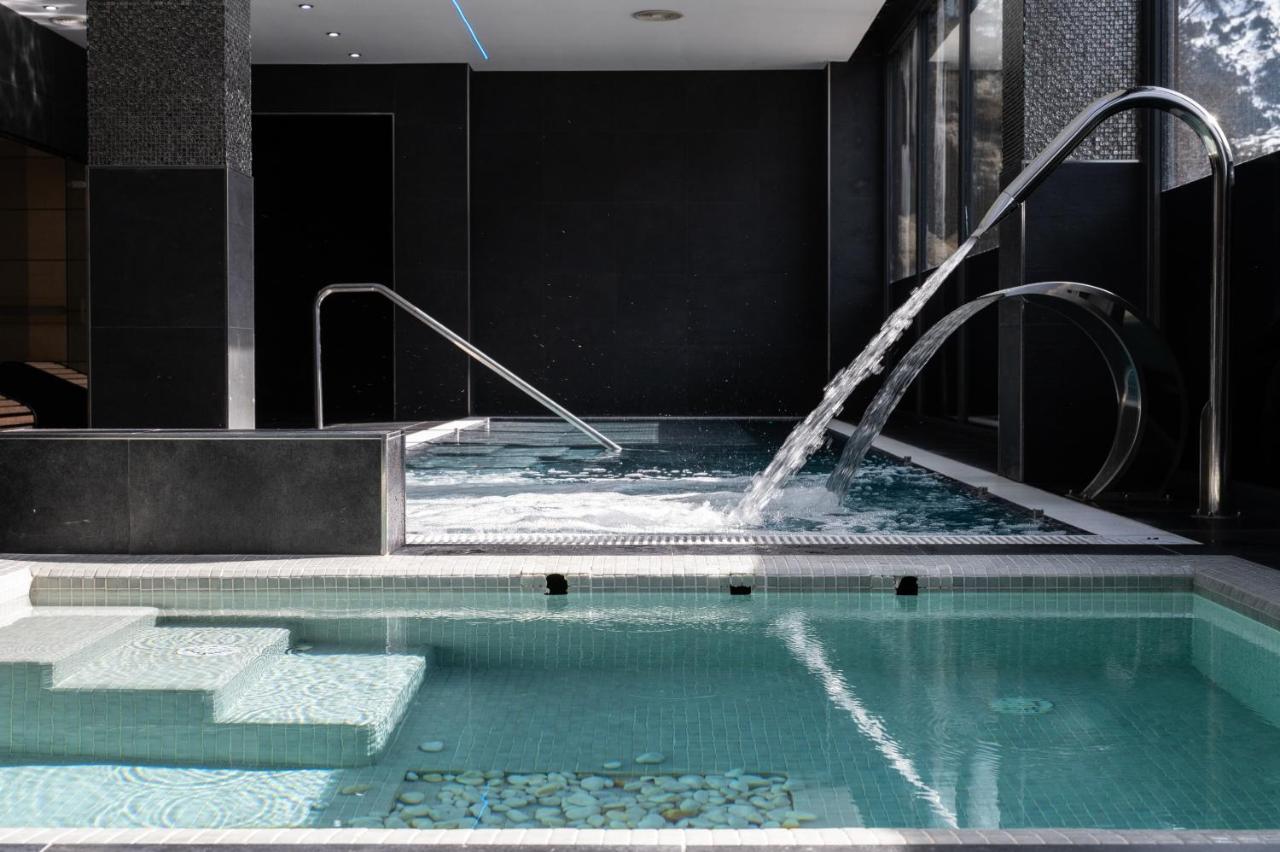 El Tarter The Mirror & Spa Luxury Apartments Buitenkant foto