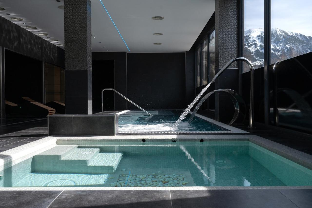 El Tarter The Mirror & Spa Luxury Apartments Buitenkant foto